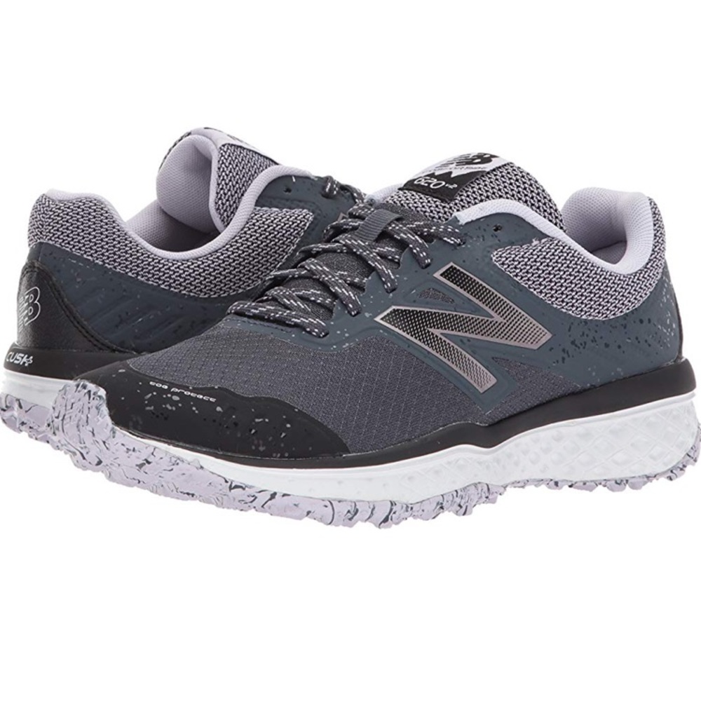 WOMENS NEW BALANCE RUNNERS